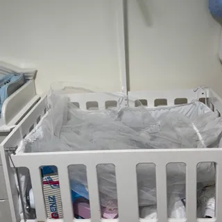 تخت بغل مادر