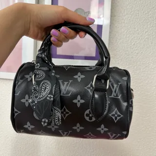 کیف کوچک صندوقی