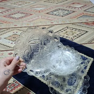 یک دست پیش دستی بلوری