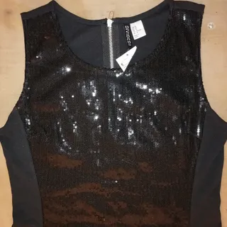 لباس مجلسی برند  H&M