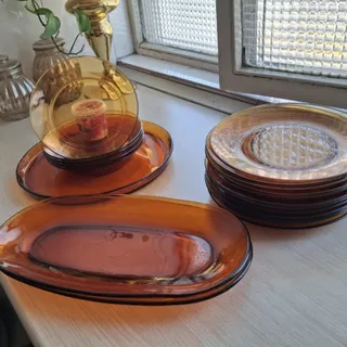 سرویس عذاخوری عسلی