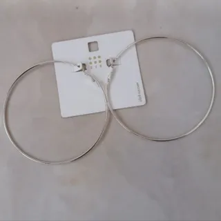 گوشواره حلقه ای بزرگ