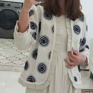مانتو کرم شیک
