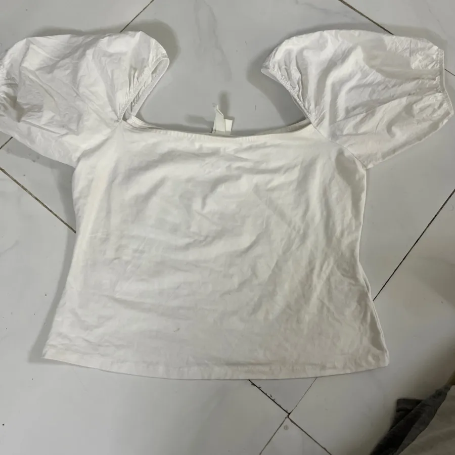 کراپH&M