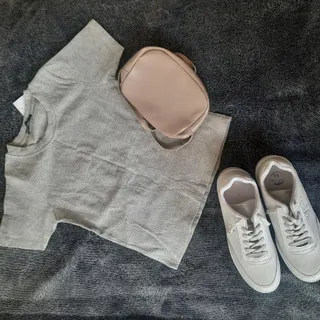 تی شرت کراپ زارا
