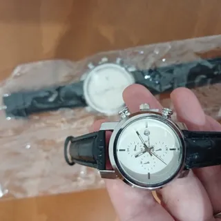 ساعت رومانسون بندچرم