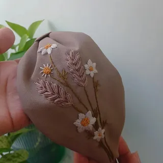 تل پاپیونی پهن گلدوزی