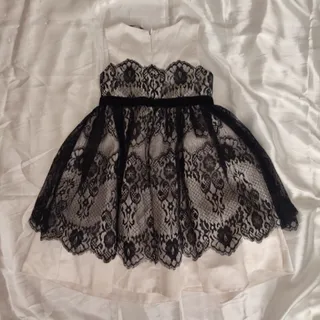 پیرهن سفید مشکی