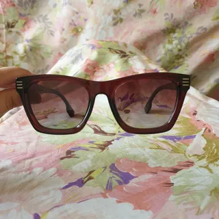عینک آفتابی Burberry