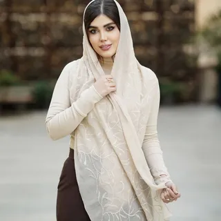 شال حریر گلدوزی