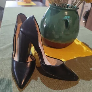 کفش چرم برند sanda ?