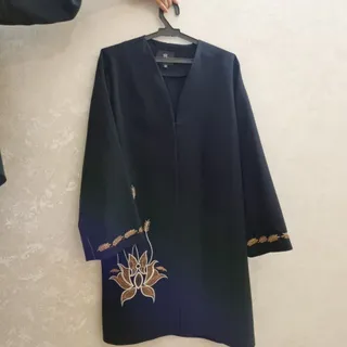 مانتو بلند مشکی گلدوزی