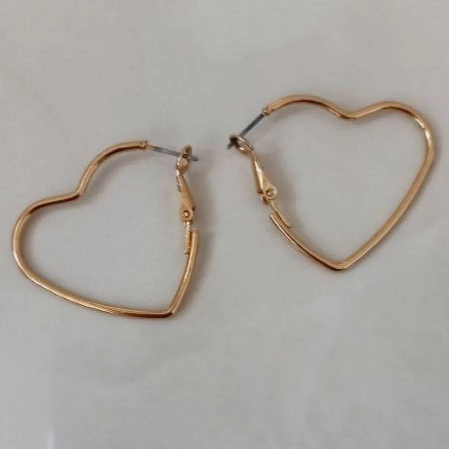 گوشواره حلقه ای قلبی