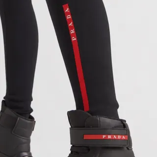 لگ Prada