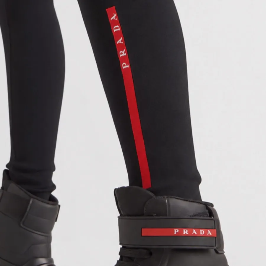 لگ Prada