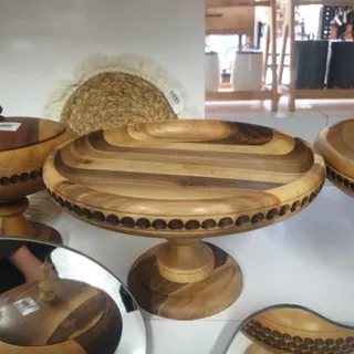 شیرینی خوری