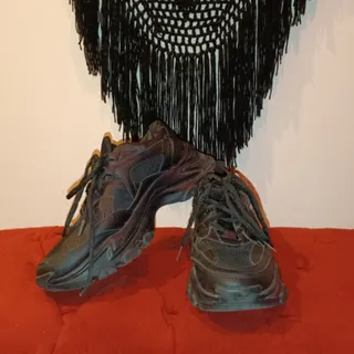 کتونی خارجی دخترانه