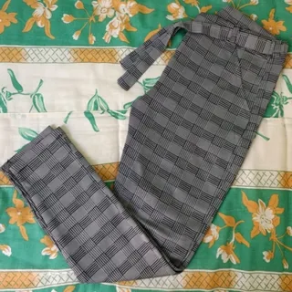شلوار چهارخونه