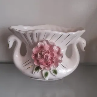 ظرف قدیمی