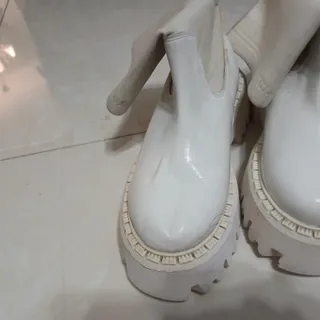 بوت سفید زنانه