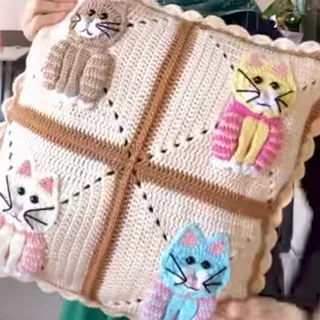 کوسن طرح گربه