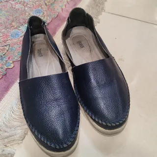 کفش چرم طبیعی دست دوز