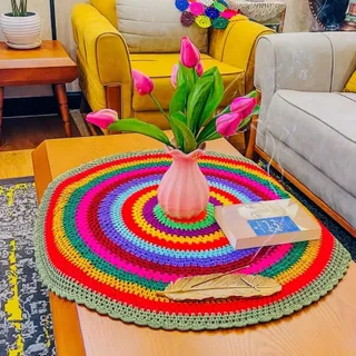 رومیزی دایره رنگارنگی