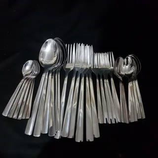 ست قاشق وچنگال غذاخوری