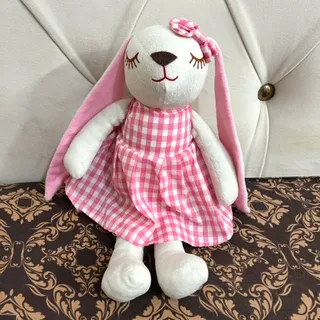 عروسک خرگوش ناز