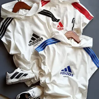 پسرونه