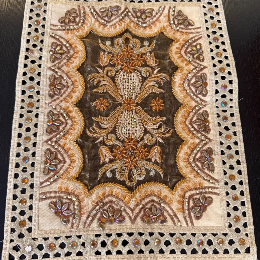 رومیزی ملیله دوزی
