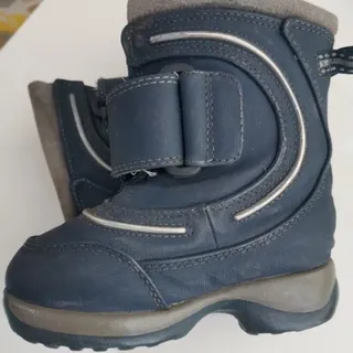 بوت بچگانه