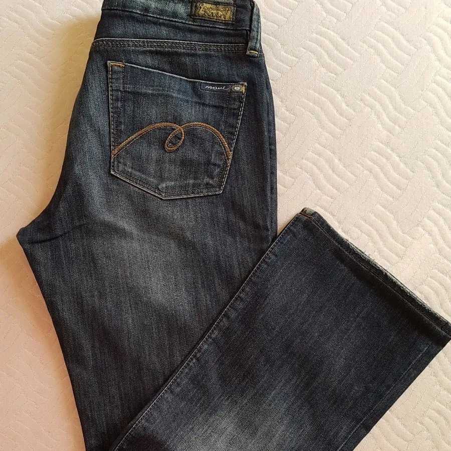 شلوار جین زنانه