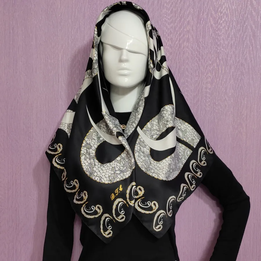 روسری ساتن طلاکوب