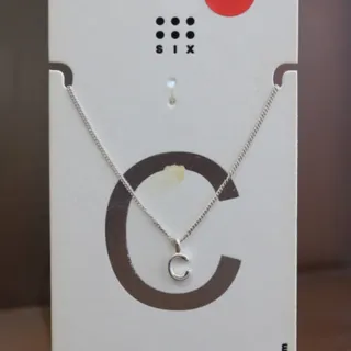 گردنبند حرف C نقره ای