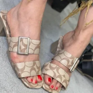صندل زنانه مجلسی چرم