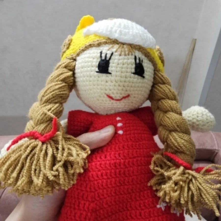 عروسک بافتنی
