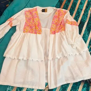 مانتو سفید