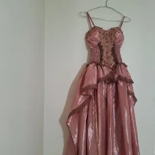 پیراهن دخترانه
