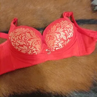 لباس زیر زنانه