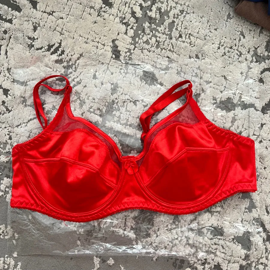 سوتین ساتن ابریشم
