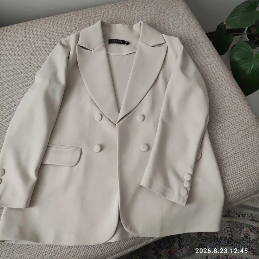 کت رنگ استخوانی سایز 2