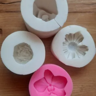 قالب سیلیکونی سالم شمع سا