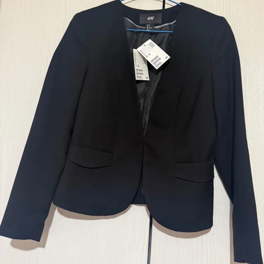 کت برند H&M