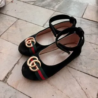 کفش بچه گانه