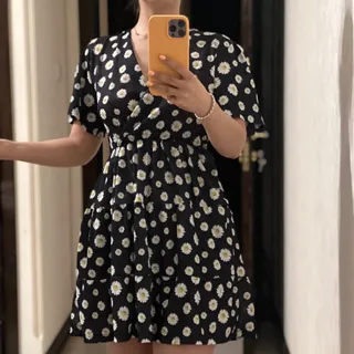 پیراهن گل بابونه