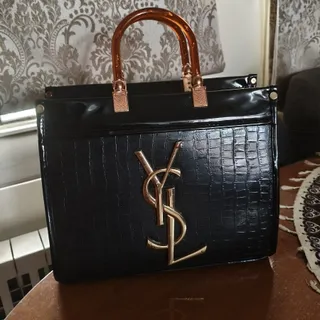 کیف ورنی مشکی
