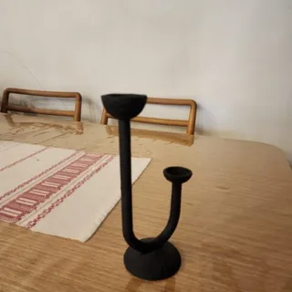 شمعدان سیاه