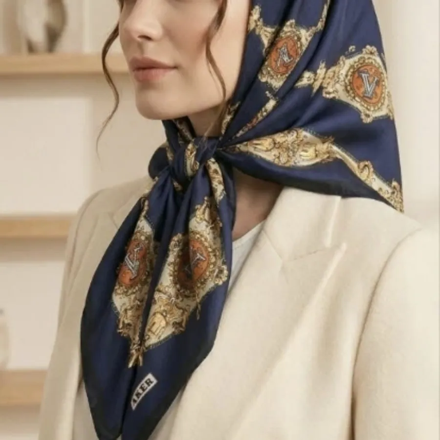 روسری زنانه