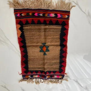 دکوری دیوار
